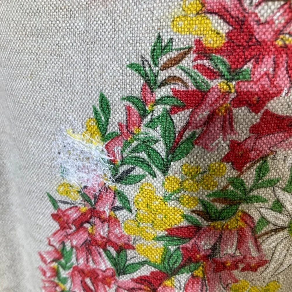 Melbourne Australia‎ Linen Tablecloth by Heil Flinders Station More Tan 47 x 50